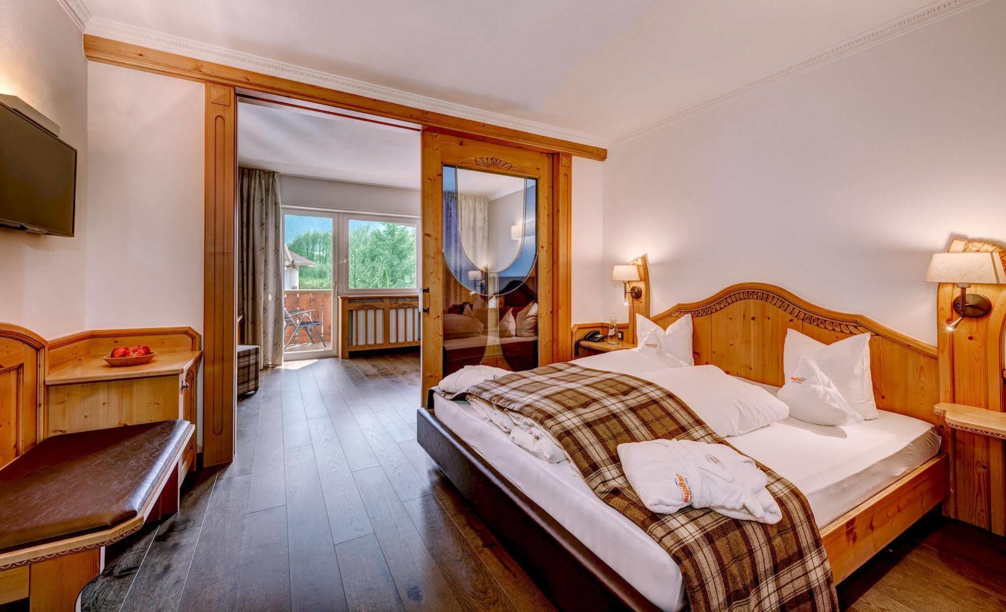 DolceVita Hotel Jagdhof Laces Esterno foto